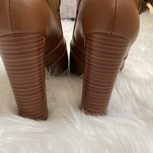 MK peep toe ankle booties - Picture 5 of 6